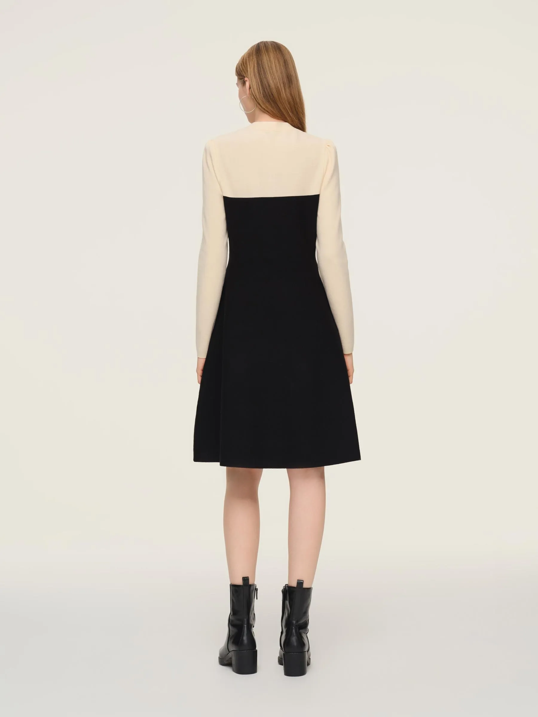 dress pattern for knit fabric Valley knit skater dress with lantern sleeves and other options (PDF) main image 1